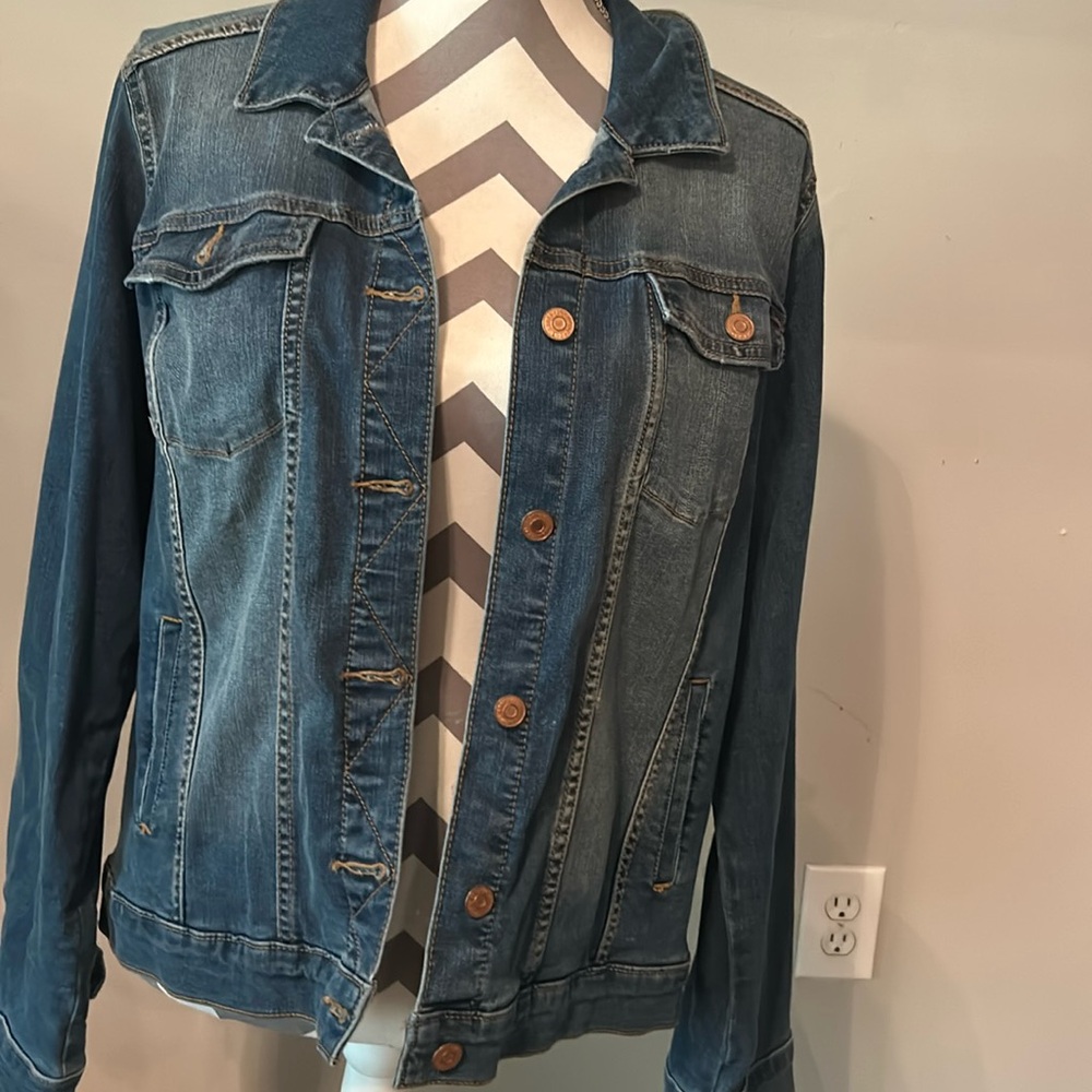 Sonoma denim jacket, women’s size medium.
